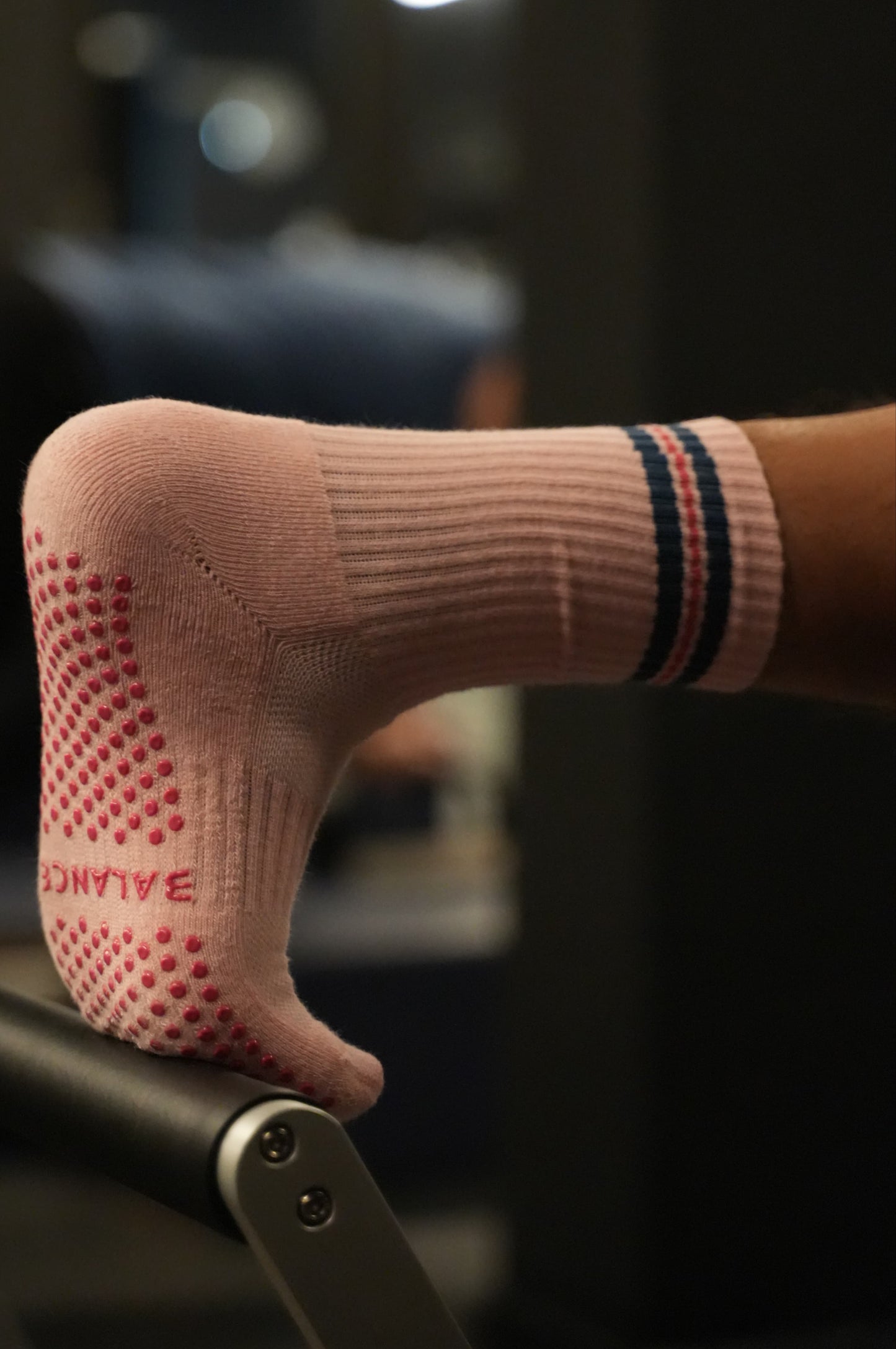 Crew Men Grip Socks-Pink